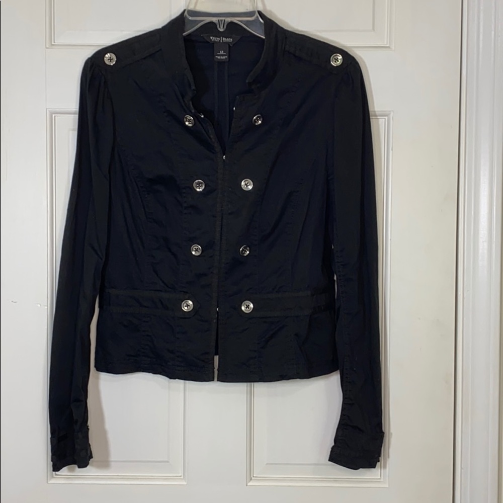 White House Black Market black jacket w/buttons
